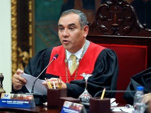 Guaido’nun Dokunulmazlığı Kaldırıldı