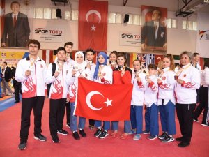 Avrupa Taekwondo Şampiyonası’na 8 Madalyalı Başlangıç