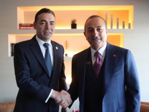 Bakan Çavuşoğlu, Kuzey Makedonyalı Mevkidaşı Dimitrov’la Görüştü