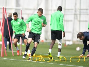 Atiker Konyaspor, M.başakşehir Hazırlıklarına Devam Ediyor