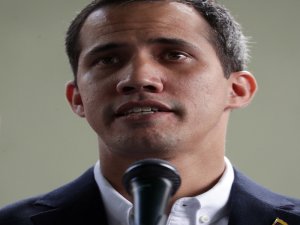 Ab, Guaido’nun Dokunulmazlığının Kaldırılmasını Kınadı