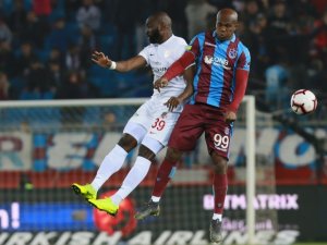 Trabzonspor’da, Nwakaeme Seriye Bağladı