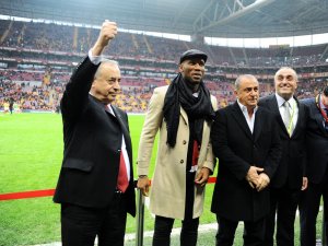 Didier Drogba: “Fatih Terim’den 1 Yıllık Kontrat İstedim”