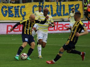 Fener Ankara’da Yara Aldı
