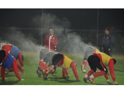 Futbolcular Buharlaştı