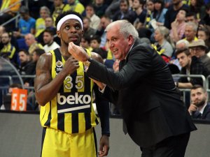 Ali Muhammed 2 Yıl Daha Fenerbahçe Beko’da