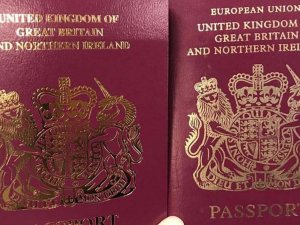 İngiliz Pasaportlarında Ab İbaresi Kaldırıldı