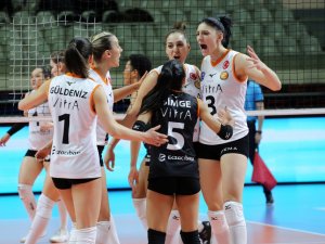 Eczacıbaşı Vitra, Yarı Final Serisine Başlıyor