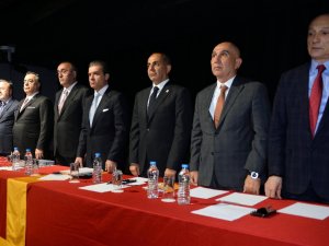 Galatasaray Nisan Ayı Divanı Başladı