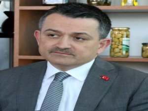 ”Soğutulmuş Çiğ Süt Tavsiye Fiyatı 2 Tl Olarak Belirlendi”