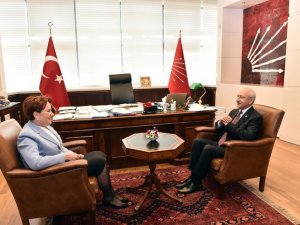 Akşener Ve Kılıçdaroğlu Bir Araya Geldi