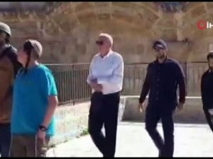 İsrail Tarım Bakanı Ariel, Mescidi Aksa’ya Baskın Düzenledi