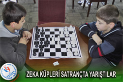 Satranç’ta Minik ve Küçükler Yarıştı