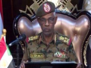 Sudan’ı 2 Yıl Boyunca Askeri Konsey Yönetecek