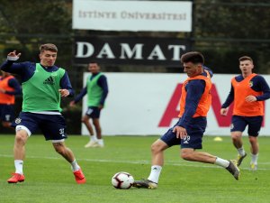 Fenerbahçe, Derbi Hazırlıklarını Sürdürdü