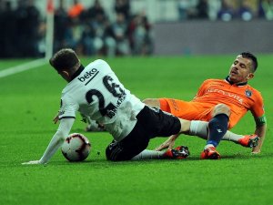 İlk Yarı Berabere Sona Erdi