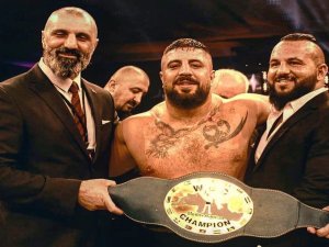 Umut Camkıran Avrupa Şampiyonluğu İçin Ringe Çıkıyor
