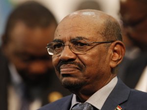 Sudan’ın Devrik Lideri Beşir, Cezaevine Gönderildi