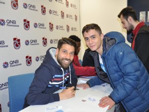 Trabzonsporlu Oyuncular İmza Gününe Katıldı