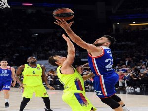 Anadolu Efes, Barcelona Karşısında 2-0 Peşinde