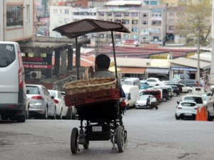 Geçimini Sağlamak İçin Tek İsteği Bir Engelli Aracı