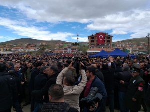 Kemal Kılıçdaroğlu Güvenlik Güçlerince Bir Eve Alındı