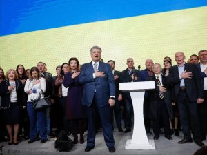 Ukrayna’da Seçimin Galibi Komedyen Zelenskiy