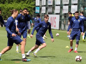 Fenerbahçe, Trabzonspor Maçı Hazırlıklarını Sürdürdü