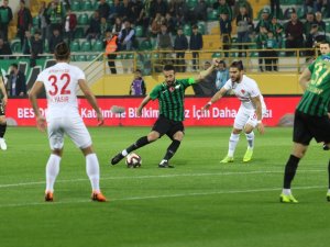 İlk Yarıda Tek Gol Var