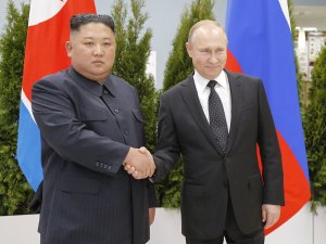 Putin: "Uluslararası Hukukun Hakimiyeti Sağlanmalıdır"
