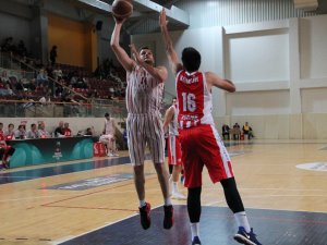 Semt77 Yalova Belediyespor Farklı Yendi