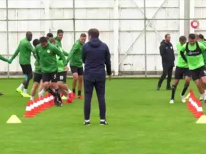 Atiker Konyaspor’da Galatasaray Maçı Hazırlıkları Sürüyor