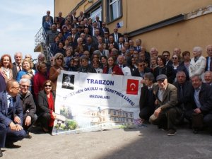 Öğretmen Okulu Mezunları 64 Yıl Sonra Buluştu