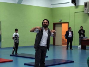 Diyabet Hastası Olan Oğlundan Etkilendi, Fiziksel Aktivitenin Kan Şekeri Üzerindeki Etkisini Araştırdı