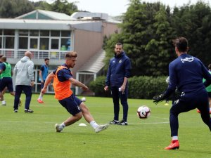 Fenerbahçe Önce Salonda Sonra Sahada Çalıştı
