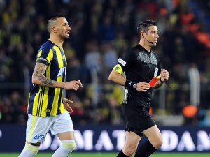 Taraftar Derbi Hakeminden Şikayetçi Oldu, Takipsizlik Verildi