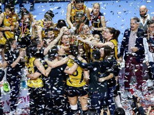 Şampiyon Vakıfbank