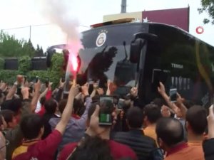 Galatasaray Kafilesi Yola Çıktı