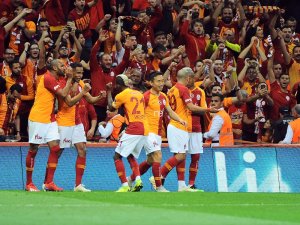 Spor Toto Süper Lig: Galatasaray: 2 - Beşiktaş: 0 (Maç Sonucu)