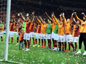 Galatasaray Ligde Yenilmeyi Unuttu