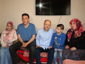 Hamile Olduğu Anlaşılamayan Kadın Kanser Tedavisi Sırasında İkiz Bebeklerini Düşürdü 