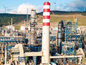 Dünya Petrol Tüketimiyle Tarihi Rekor Kırdı