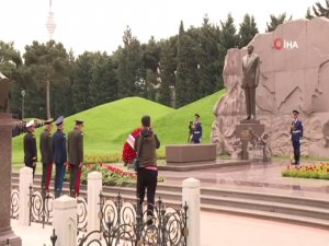 Haydar Aliyev Doğumunun 96. Yılında Bakü’de Anıldı