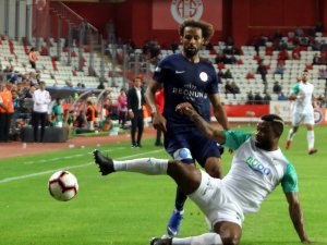 İlk Yarıda Tek Gol Var