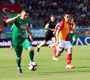 TFF, Çaykur Rizespor'a Ceza Yağdırdı. Samudio'ya 2 Maç Ceza