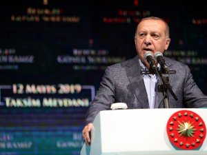 Cumhurbaşkanı Erdoğan: “Sanatçı Sanatıyla Konuşur, Bu Tür İnsanlara Dalkavukluk Yapmaz” 