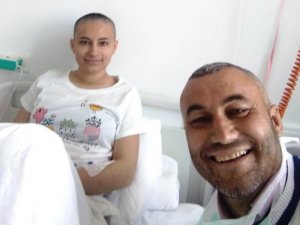 Babasıyla İlik Bekleyen Ebru’dan Bağış Çağrısı