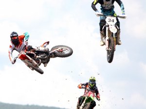 Uçan Motosikletler Çatalca’da