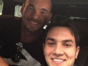 Sneijder Medipol Başakşehir Maçı İçin İstanbul’a Geliyor
