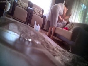 2 Yaşındaki Öz Kızını Darp Eden Anneye 1 Yıl 3 Ay Hapis